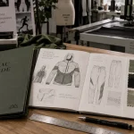 Bureau d’étude pour fabricant de vêtements techniques pour sportifs en matières écologiques paris, croquis et échantillons tissus